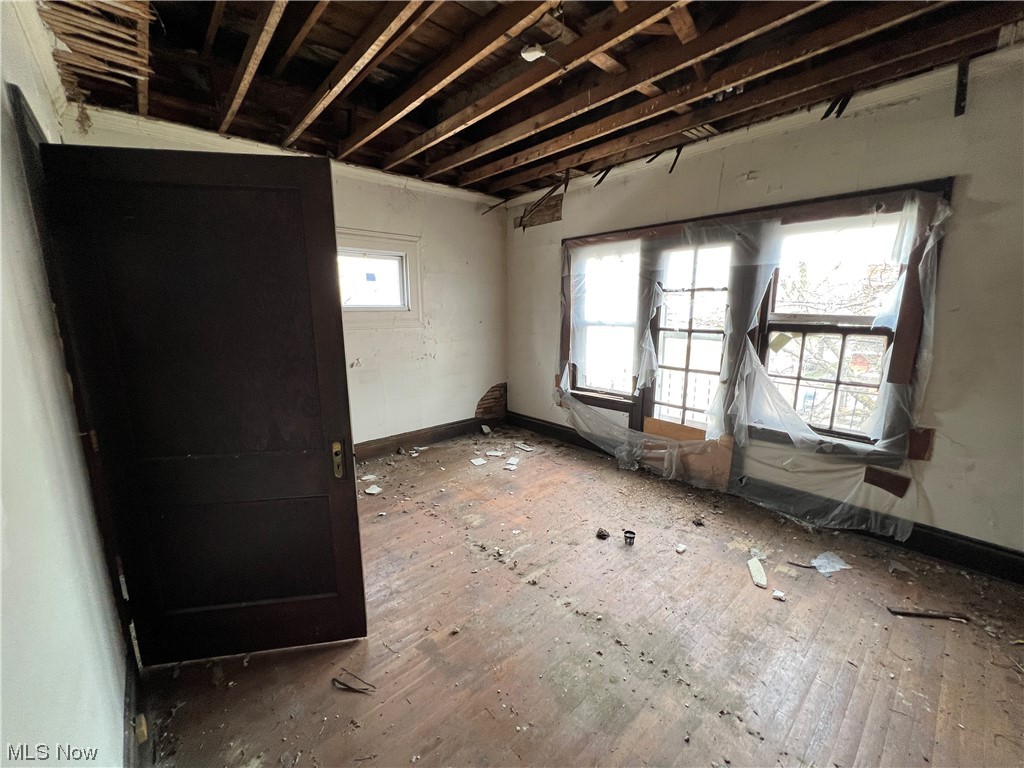 Grovewood Tr - Commercial Sale