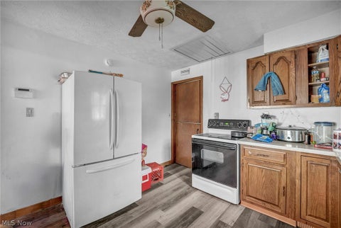Tiny photo for 4008 E 186th Street, Cleveland, OH 44122 (MLS # 5230411)