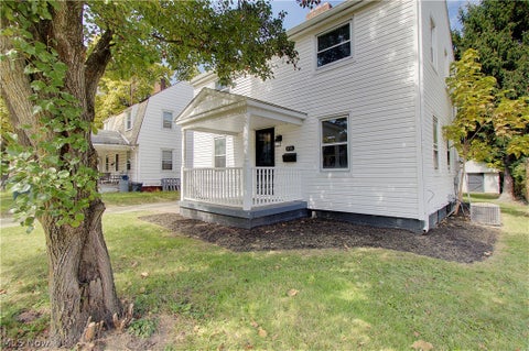 Tiny photo for 816 Devine Street, Alliance, OH 44601 (MLS # 5251955)