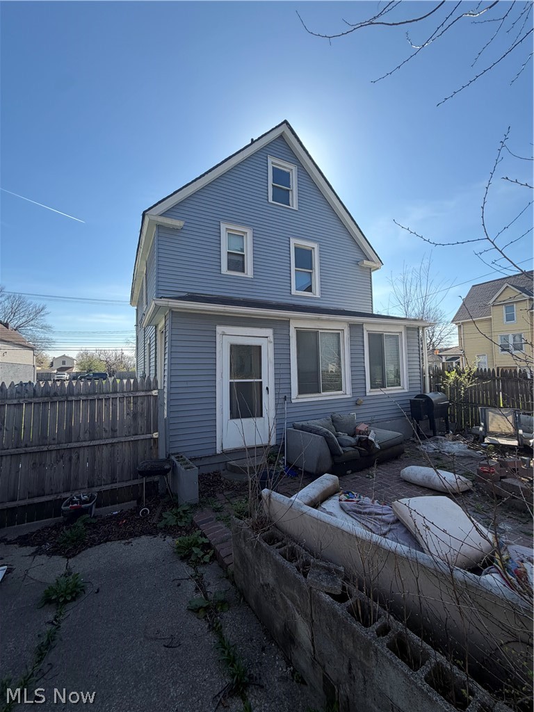 Schmitt Hunting Bading Kinnel - Residential