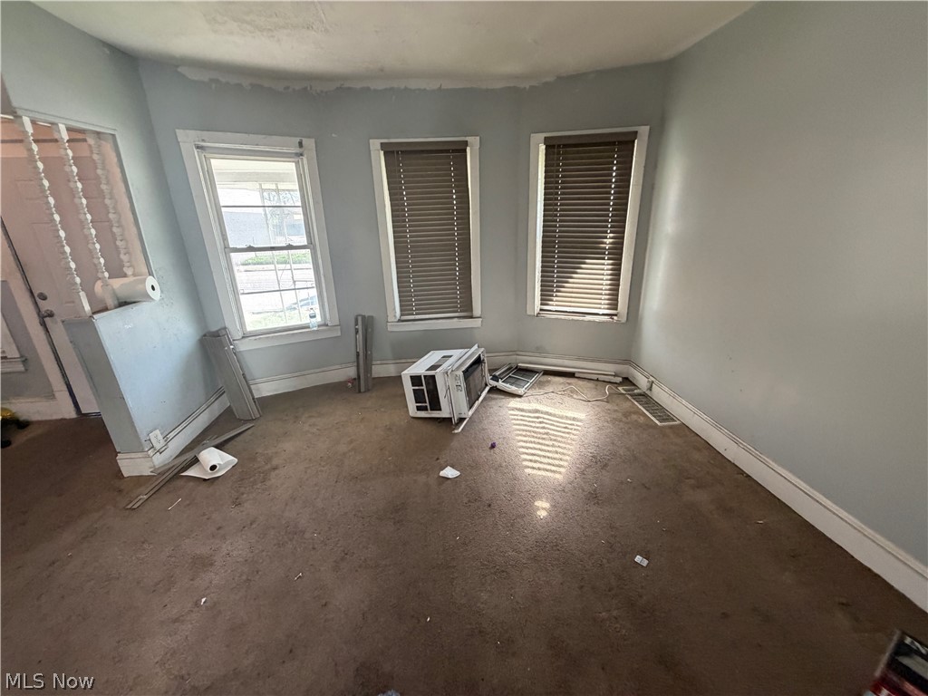 Schmitt Hunting Bading Kinnel - Residential