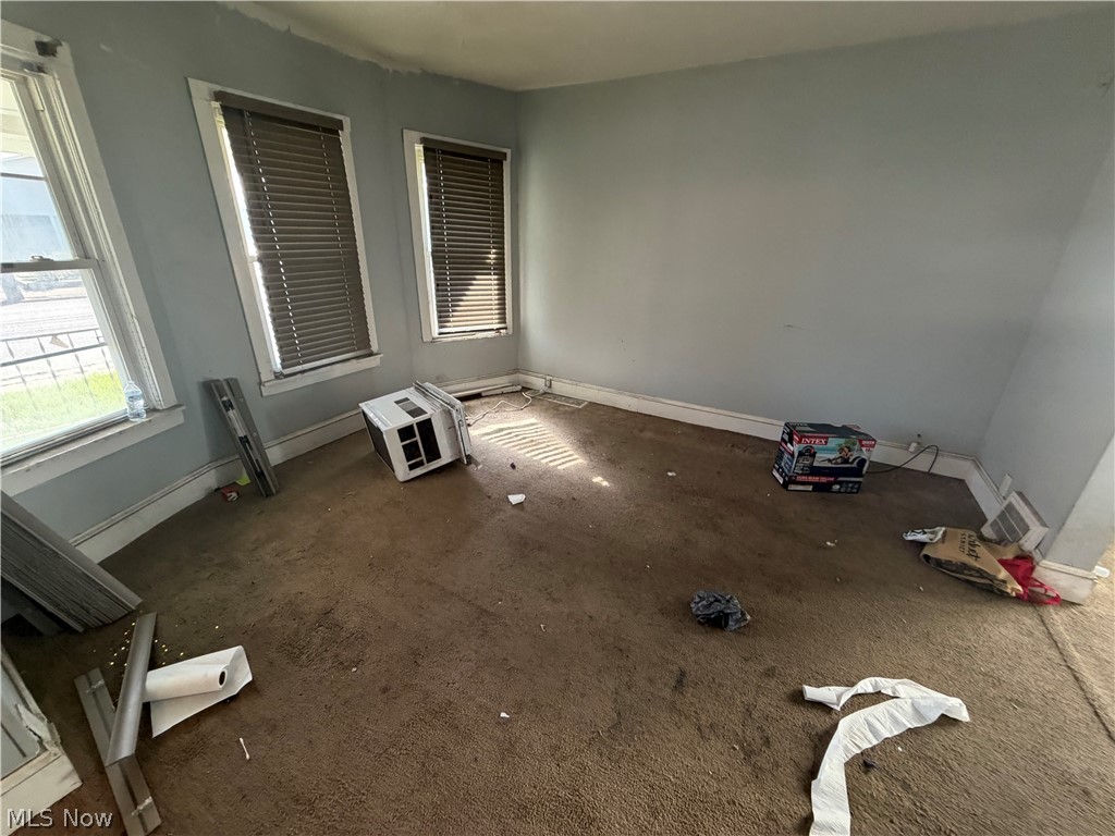 Schmitt Hunting Bading Kinnel - Residential