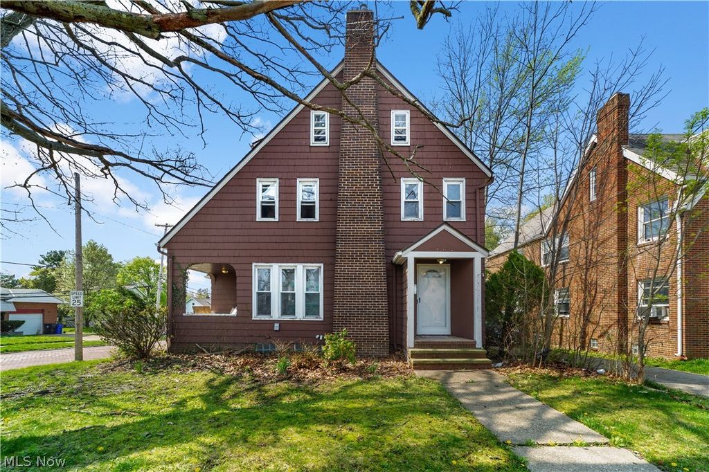 Photo of 17904 Neff Road, Cleveland, OH 44119 (MLS # 5201595)