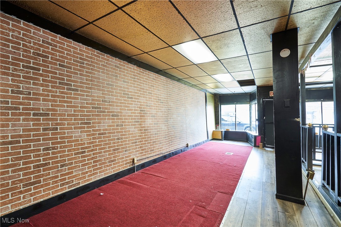 Meyer Wageman & Thomas Allotme - Commercial Lease