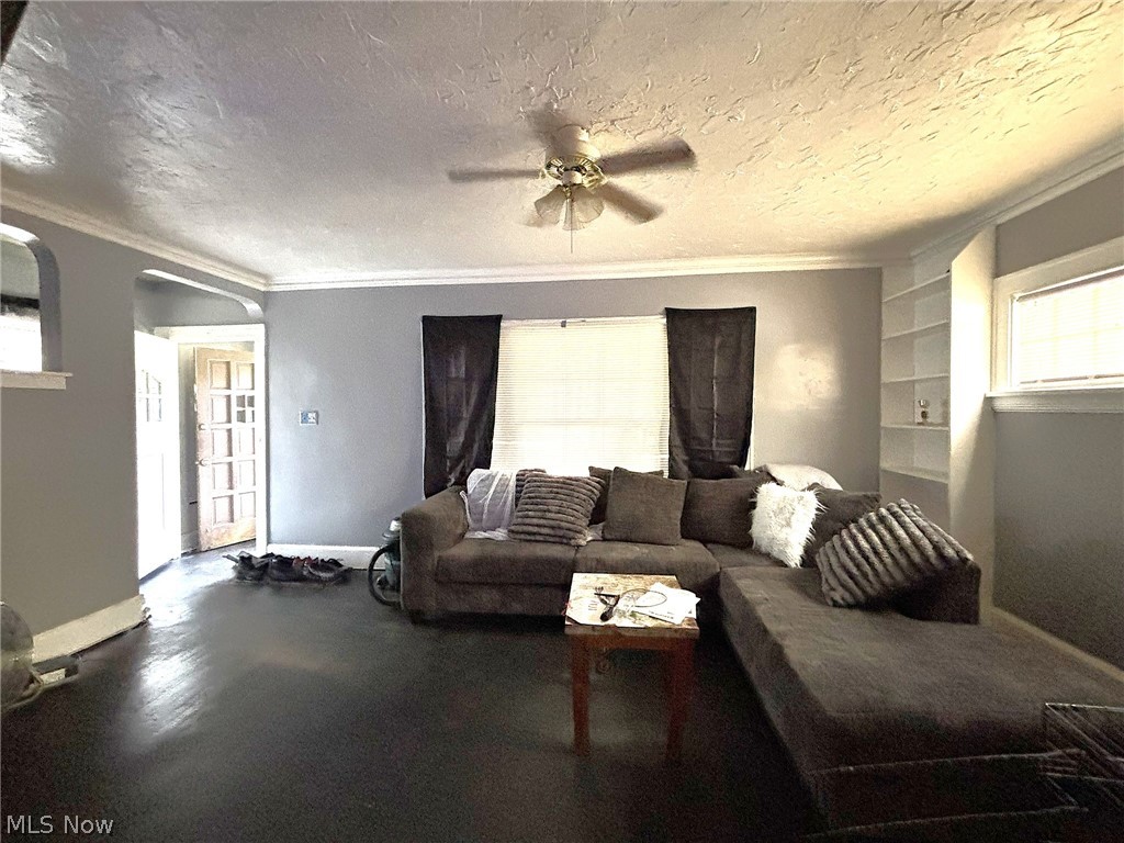 3309 E 137th Street