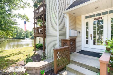 1316 Cedarwood Drive D3 Westlake OH 44145