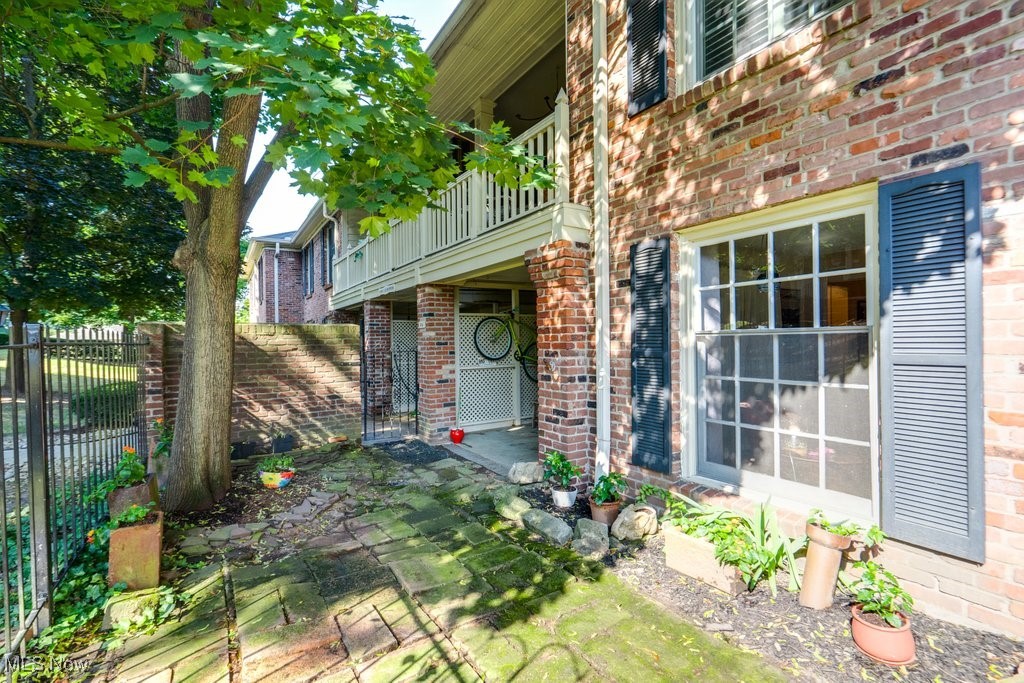 Georgetown Condo - Residential