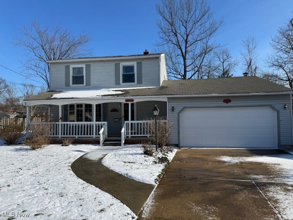 Photo of 38870 Courtland Drive, Willoughby, OH 44094 (MLS # 5181262)