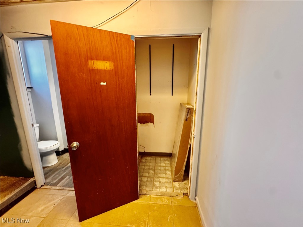 Settlement Prop Companys Lora - Commercial Lease