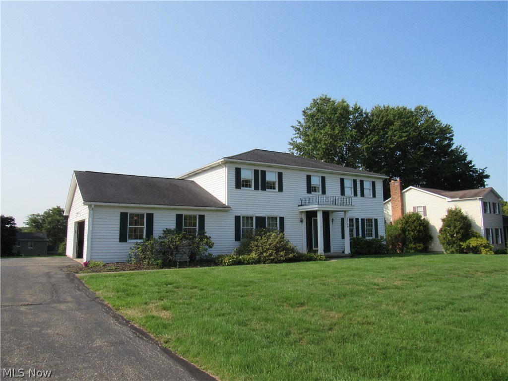 Country Club Estates - Residential