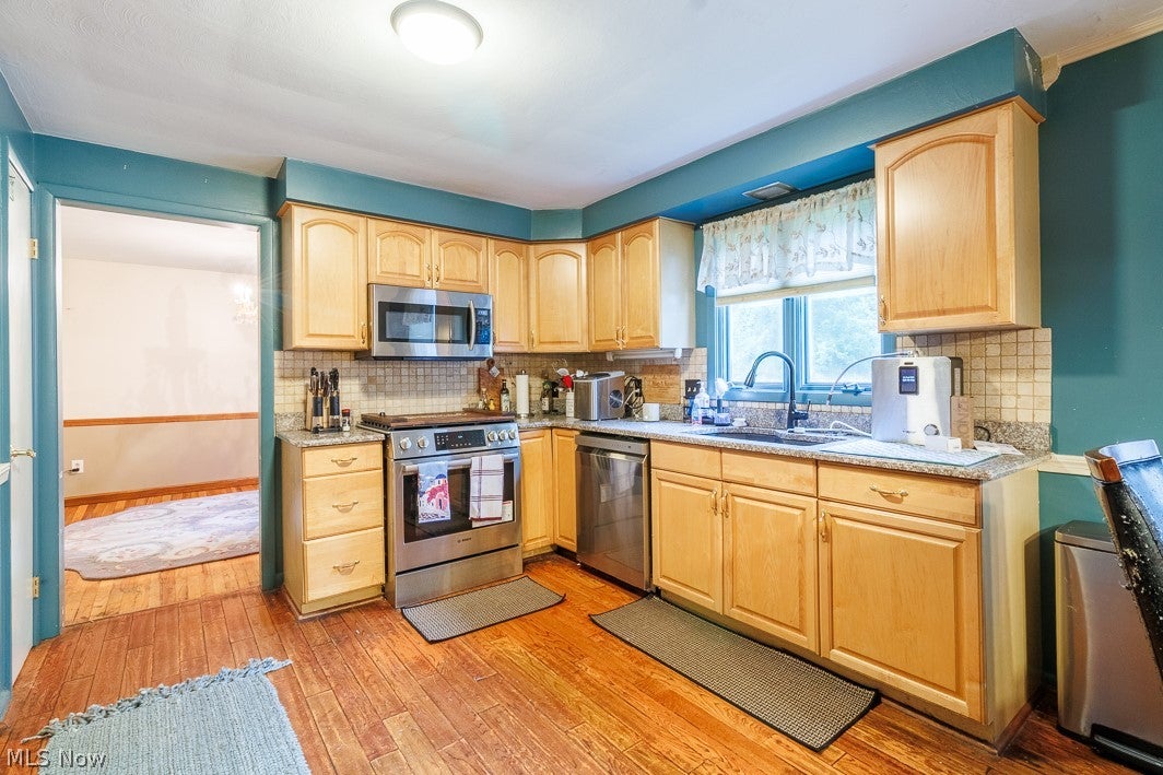 545 Oakridge Drive