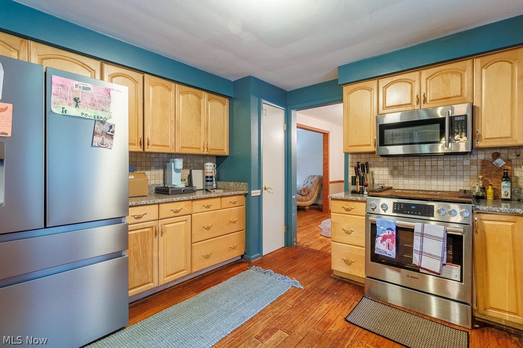545 Oakridge Drive