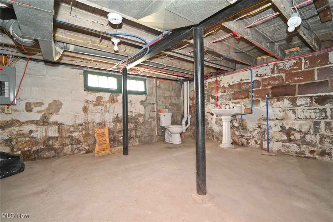 Emmor P Powers - Residential