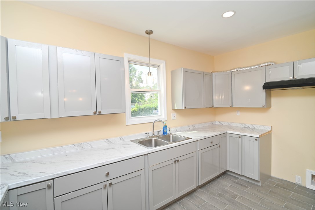 Emmor P Powers - Residential