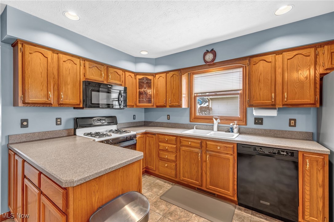 16385 N Laguardia, Strongsville, Ohio image 11
