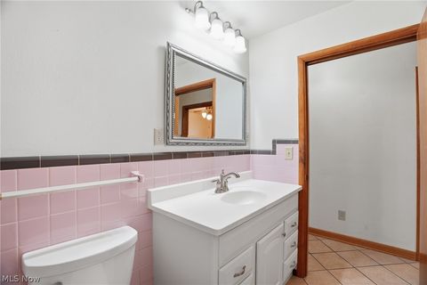 Tiny photo for 1443 Harris Highway, Parkersburg, WV 26101 (MLS # 5190631)