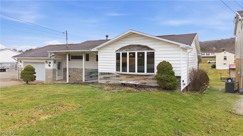 Photo of 1443 Harris Highway, Parkersburg, WV 26101 (MLS # 5190631)