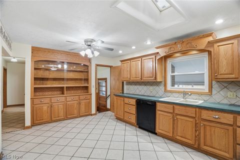 Tiny photo for 1443 Harris Highway, Parkersburg, WV 26101 (MLS # 5190631)