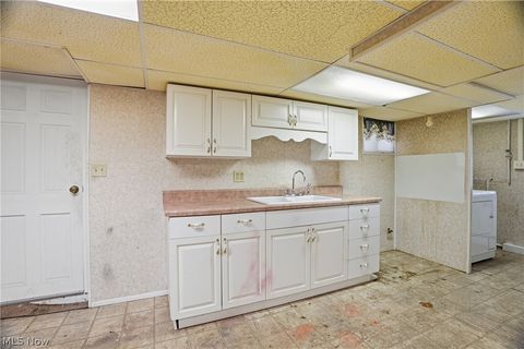 Tiny photo for 1443 Harris Highway, Parkersburg, WV 26101 (MLS # 5190631)