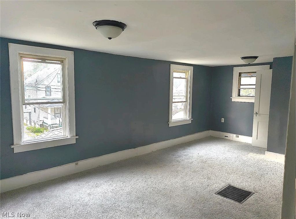 Photo of 877 Hammel Street, Akron, OH 44306 (MLS # 5193854)