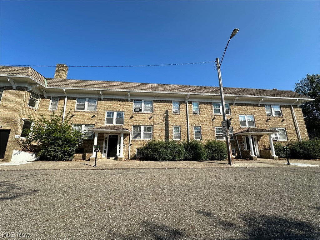 Maple Shade Sub - Commercial Sale