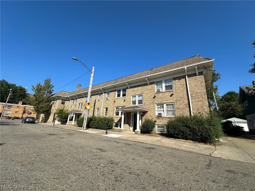 Maple Shade Sub - Commercial Sale