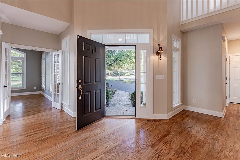 Photo of 17411 Beech Grove Trail, Chagrin Falls, OH 44023 (MLS # 5165075)