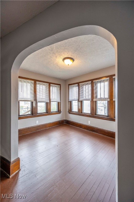 982 Mercer Avenue, Akron, Ohio image 10