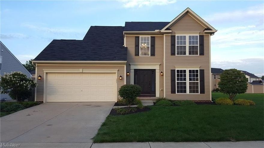 Welcome to the beautifully maintained 3 bedroom 2 and a half bath with over 2,000 sq.ft of living space. Open concept home with Granite countertops, stainless steal appliance and spacious backyard for entertaining. Located in family friendly liberty greens development. Home will not last long!