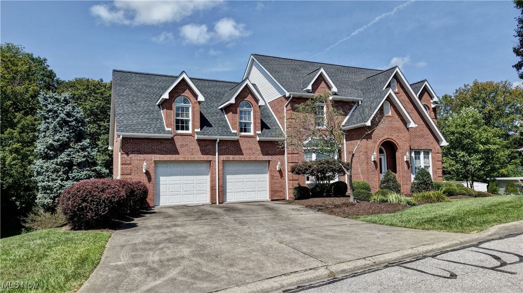 Photo of 101 Lexington Drive, St Clairsville, OH 43950 (MLS # 5179296)