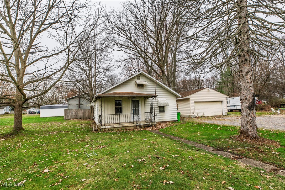 616 Johnson Avenue, Alliance, Ohio image 10