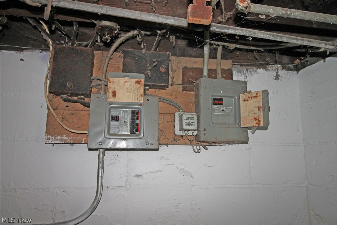 Helper Woodland Hills Park - Residential Income