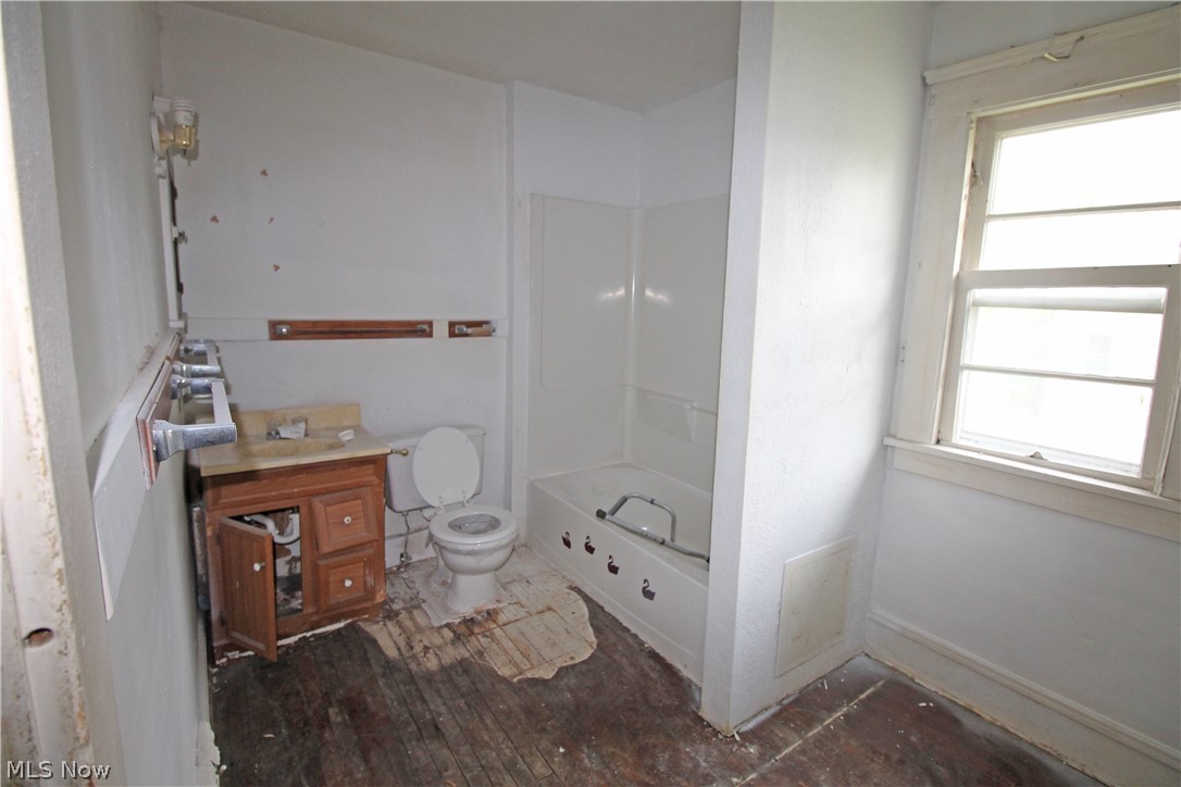 Helper Woodland Hills Park - Residential Income