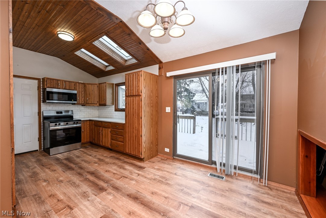 Rose Tree 02 - Residential