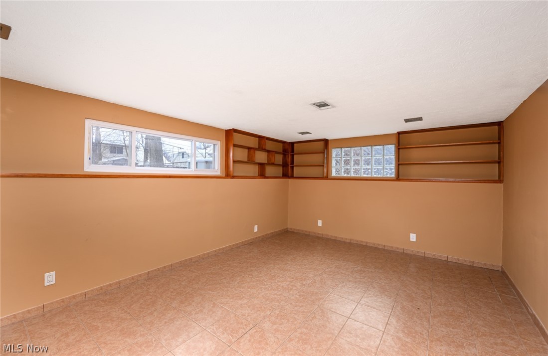 Rose Tree 02 - Residential