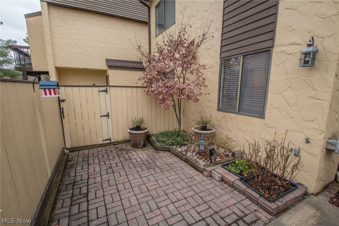 Hampton Woods - Residential