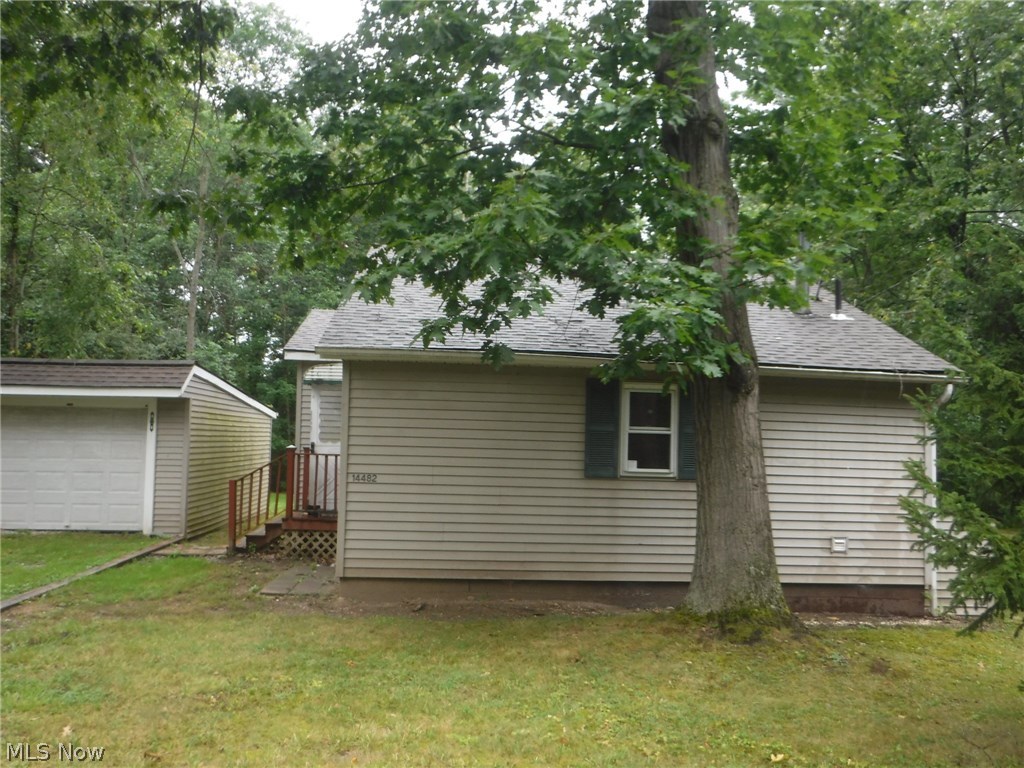 Kiwanis Lake - Residential