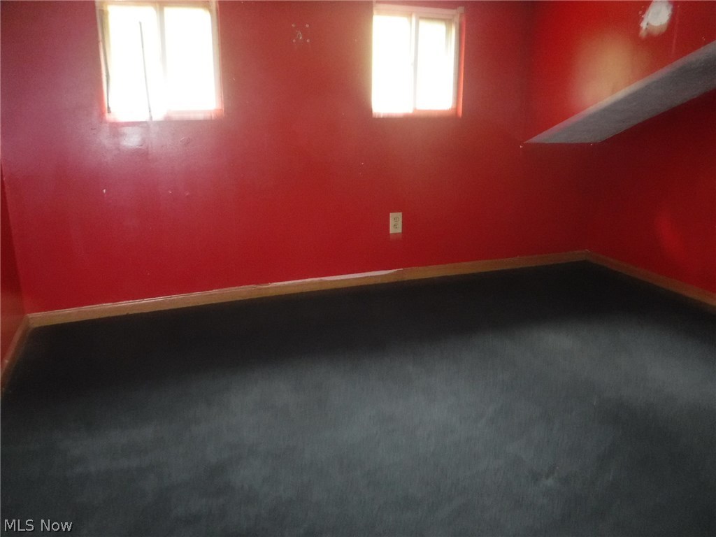 Kiwanis Lake - Residential