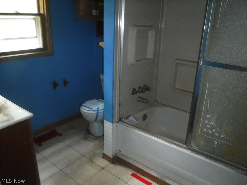 Kiwanis Lake - Residential