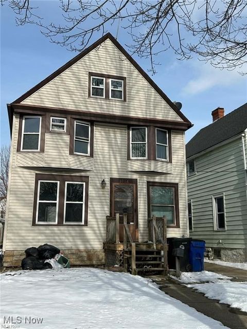 3916 Mapledale Avenue Cleveland OH 44109