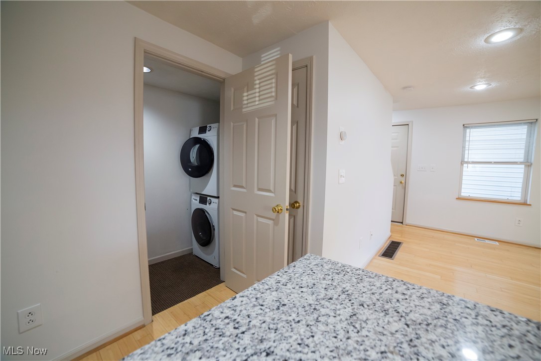 2339-2341 W 7th Street
