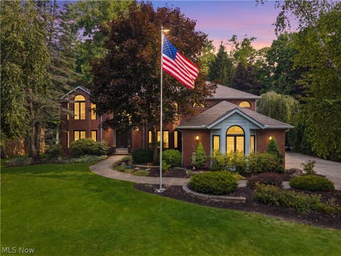 Homes For Sale - 4510 Glen Eagle Drive<br/> Brecksville, OH 44141