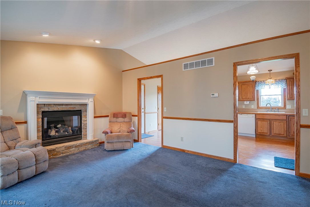 Brentwood Partners - Residential