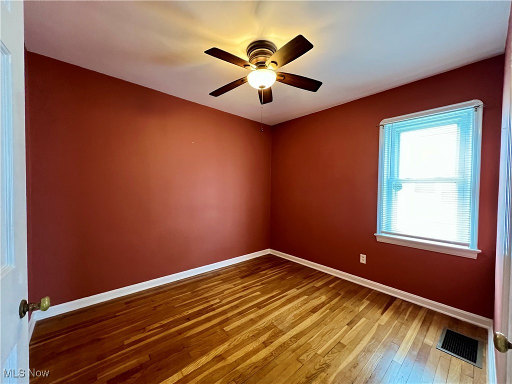 Cleveland, Ohio 44135, United States, 2 Bedrooms Bedrooms, ,2 BathroomsBathrooms,Residential,Pending,81006