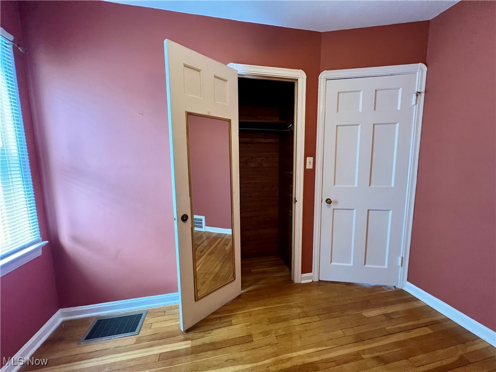 Cleveland, Ohio 44135, United States, 2 Bedrooms Bedrooms, ,2 BathroomsBathrooms,Residential,Pending,81006