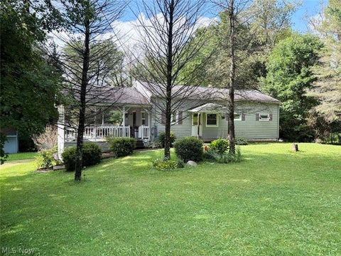 Photo of 5396 Mennonite Road, Mantua, OH 44255 (MLS # 5239303)