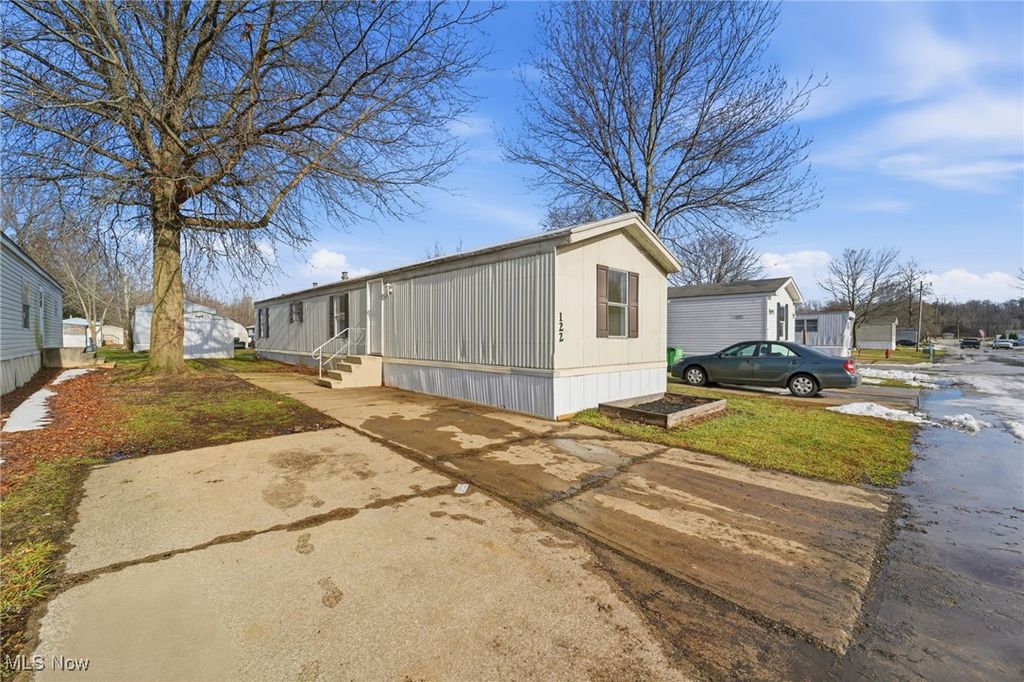 Photo of 3583 Austin Road #122, Geneva, OH 44041 (MLS # 5180463)