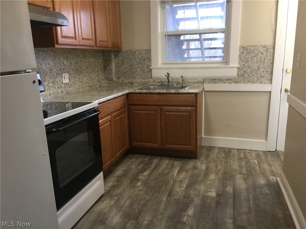 Mcdonald Village - Residential Income