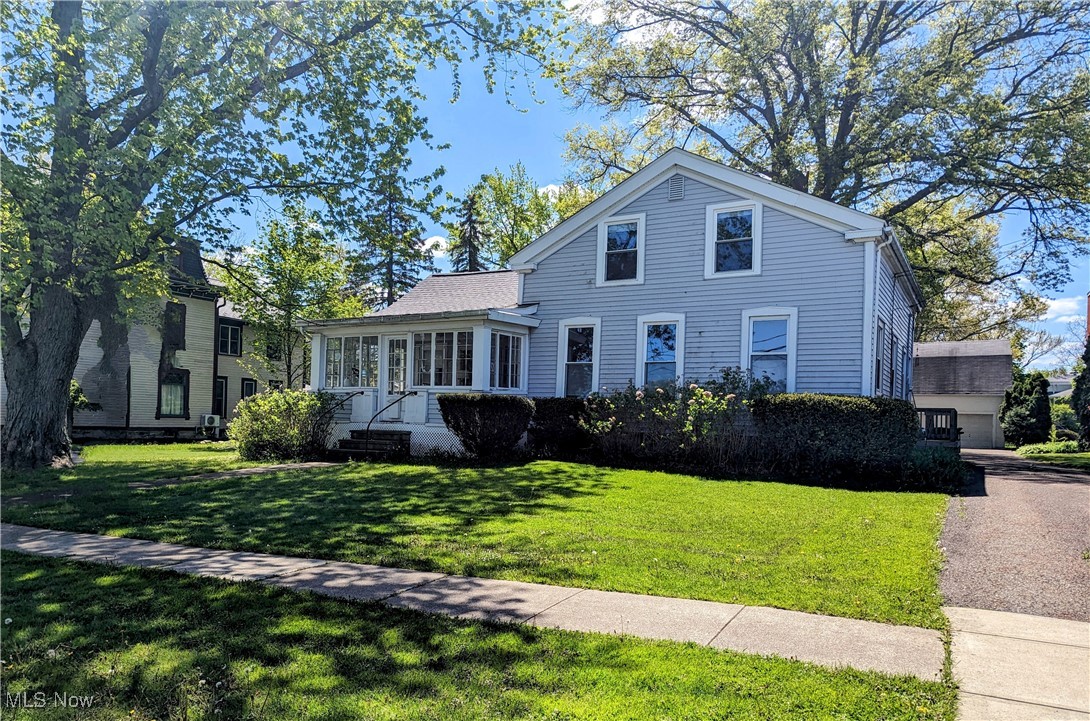 206 S Hambden Street, Chardon, Ohio image 1