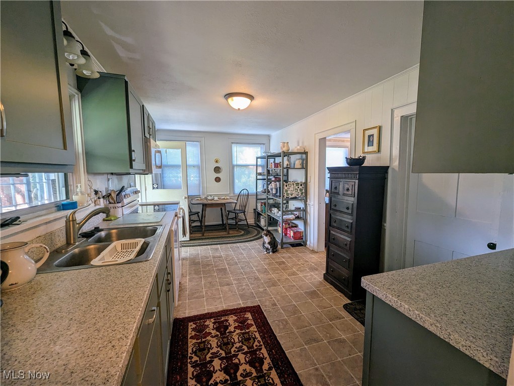 206 S Hambden Street, Chardon, Ohio image 23